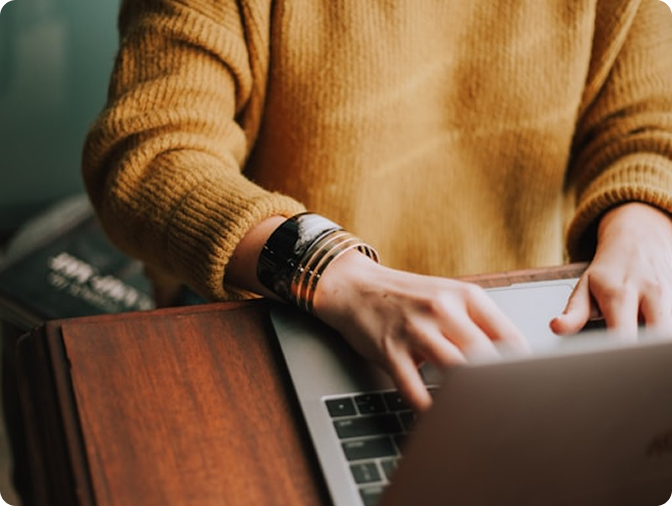 Building SaaS Interfaces with Clear Structure